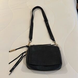 Black Leather expandable Vince Camuto Purse